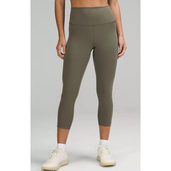 Lululemon Wunder Under Cropped Leggings - Picture 1 of 9